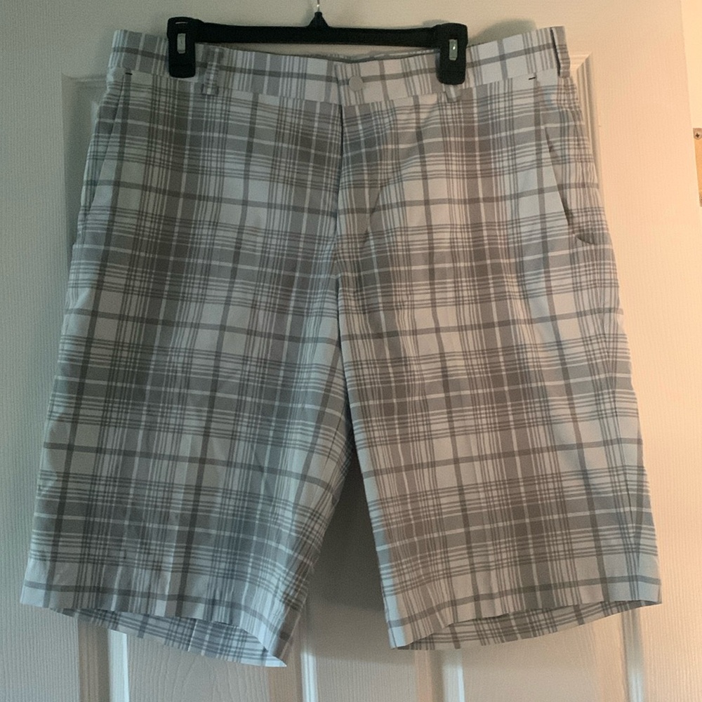 Men’s Nike Dri Fit Golf shorts